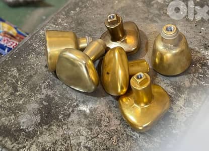 مسكات أبواب نحاس