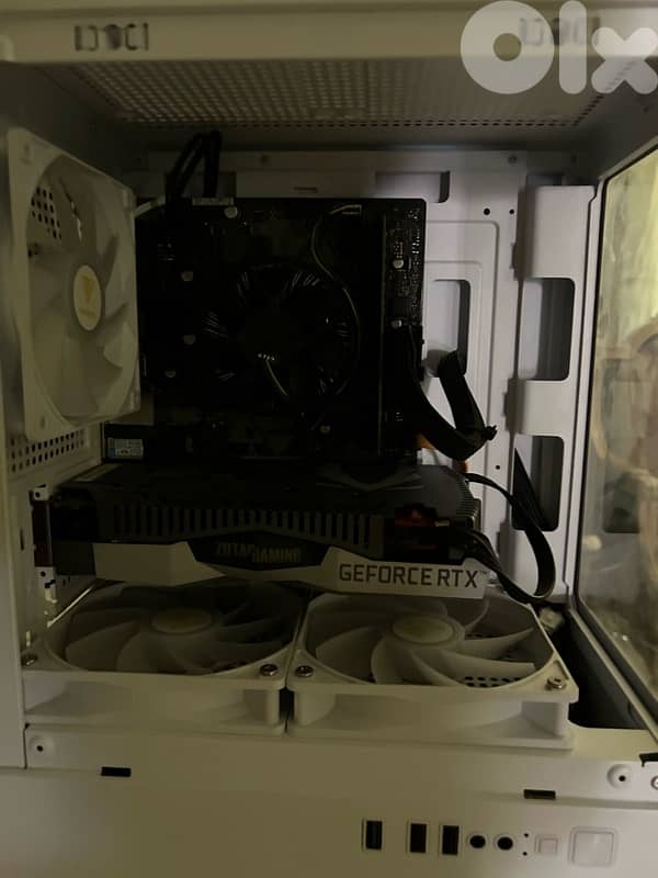Clean White Gaming PC i5 8th RTX 2060 Super 16GB + Setup 1