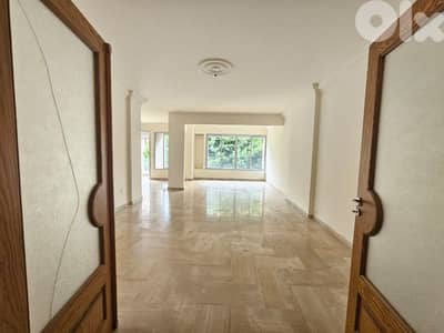 3 Bedrooms apartment in achrafieh for rent