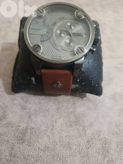 ساعة solid stainless steel (DIESEL DZ7258) اصلية