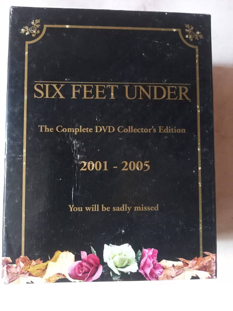 Six Feet Under: The Complete DVD Collector's Edition box set 1