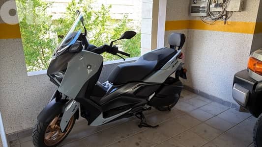 xmax 300plus 70km