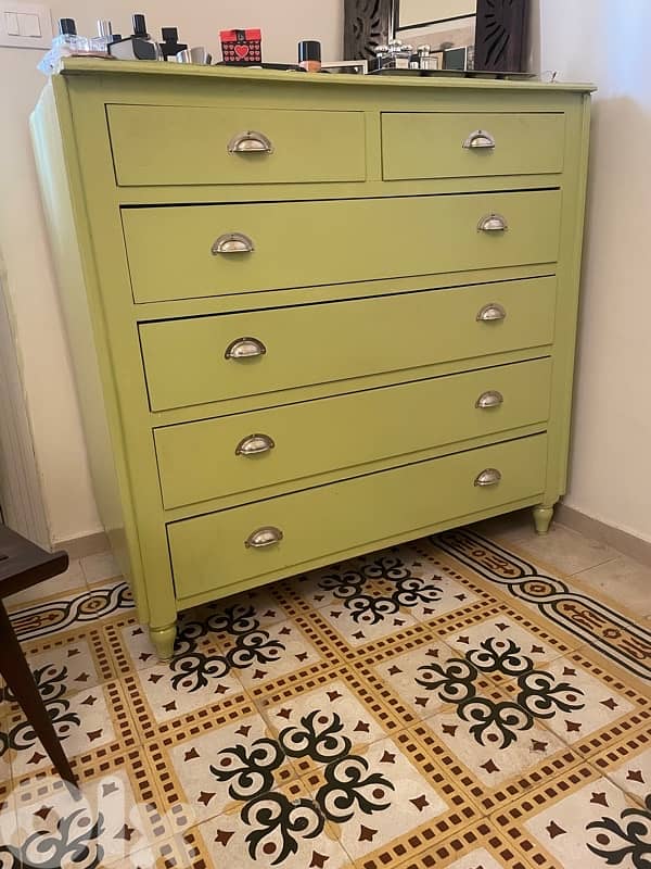 Large Dresser 1