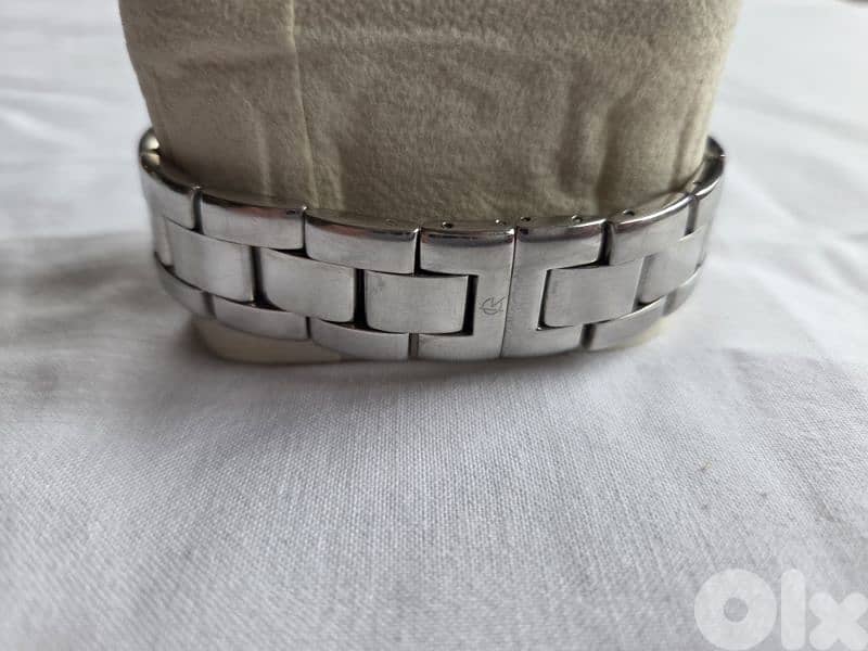 Elegant ROVINA Watch – Timeless Style 6