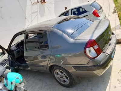 رينو كليو 2004