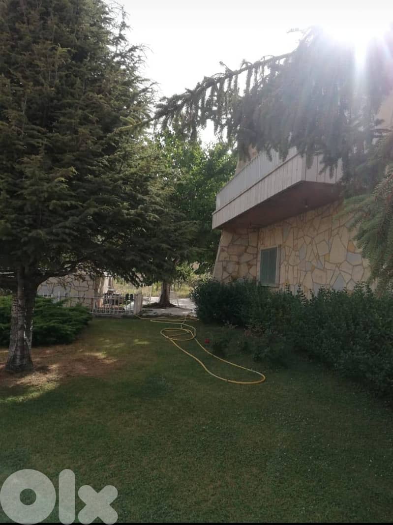 Old House with Land for Sale in Chabrouh - Faqra. 1