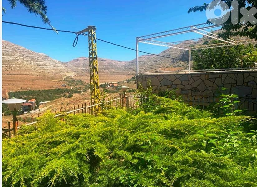 Old House with Land for Sale in Chabrouh - Faqra. 2