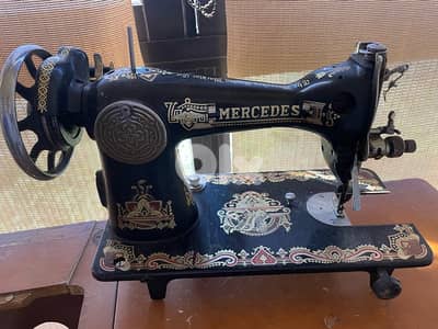 ماكينة خياطة ميرسيدس