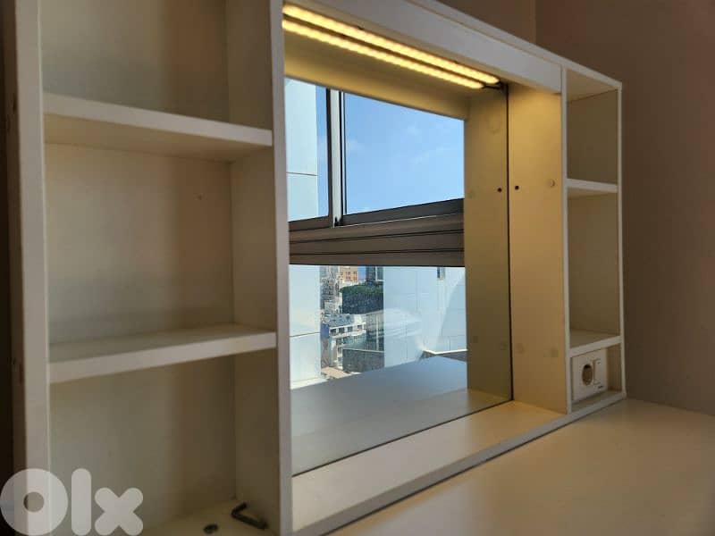 white dressing table 1