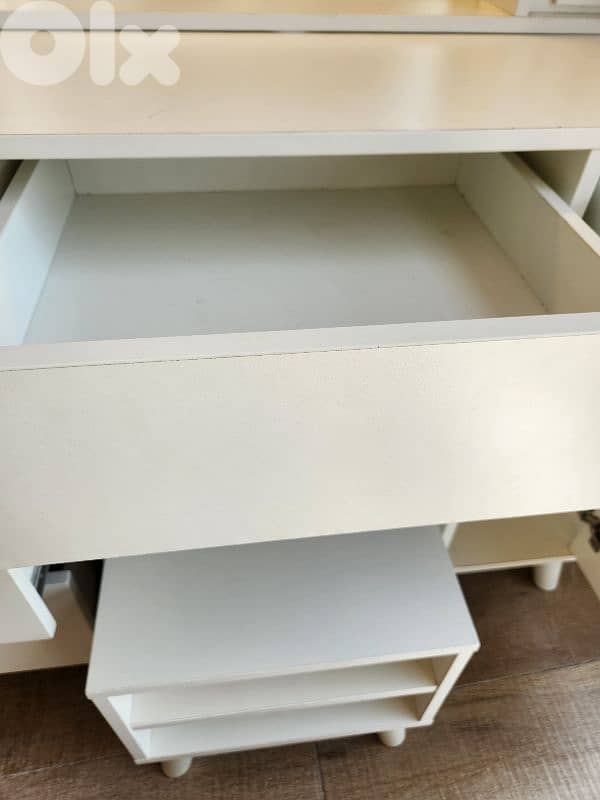 white dressing table 6