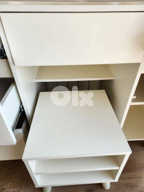 white dressing table 7