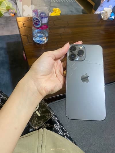 iphone 13 pro max used in a good condition