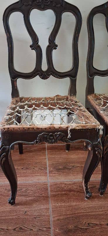 كرسه عدد ٢ من الخشب السنديان خفر يدوي السعر ٣٠