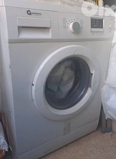 غسالة مستعملة عمدة سنة فقط