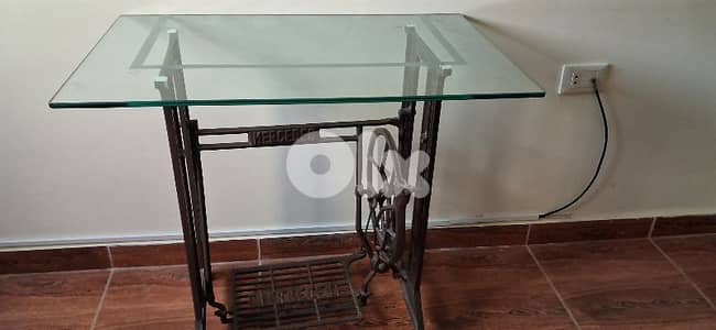 مكنه خياطه مرسيدس انتيك السعر ٨٠