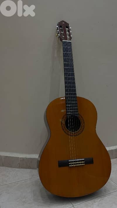 Guitar Yamaha C40 +Stagg case