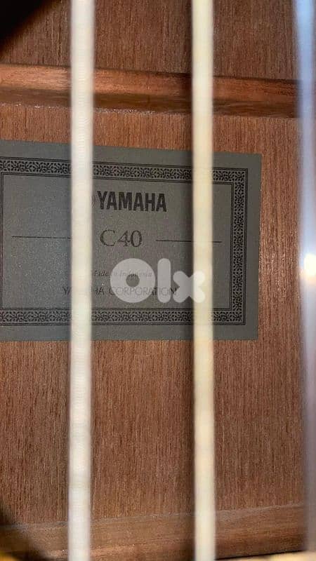 Guitar Yamaha C40 +Stagg case 3