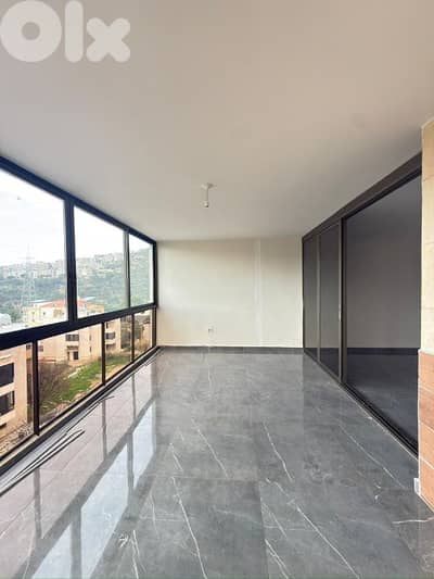 Apartment For Sale in Mansourieh