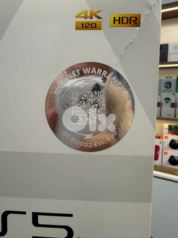 ps5 1tb with 2 controllers 1