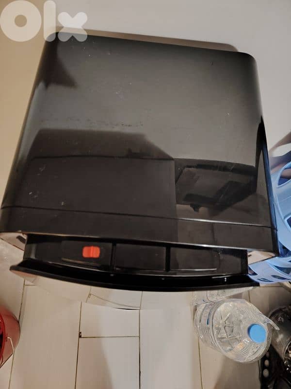 hisense water dispenser bottom load  6 months warranty 1