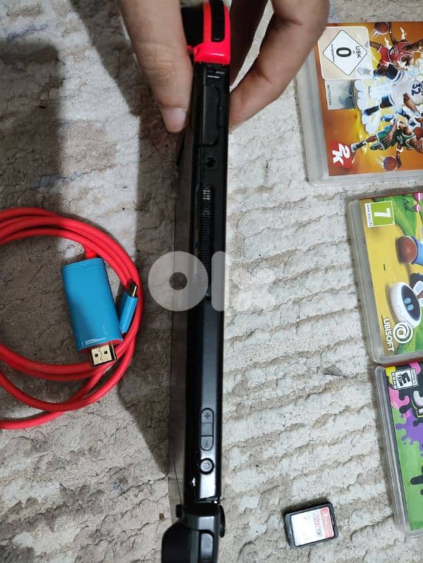 Switch with 4 games 2