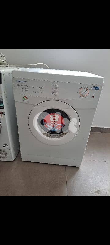 نشافة ايطالية الاصل مستعملة بشكل قليل