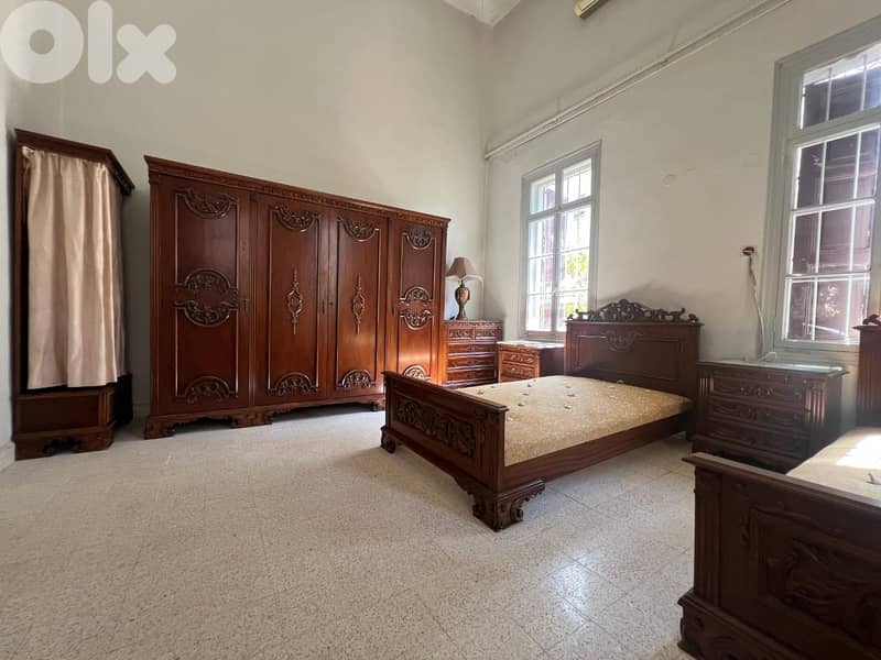 Used Traditional Furniture for Sale 8