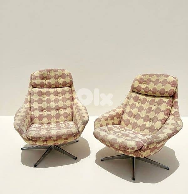 mid century lounge chairs, swivel chairs 1970's 2