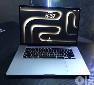 MACBOOK PRO i9 16 INCH