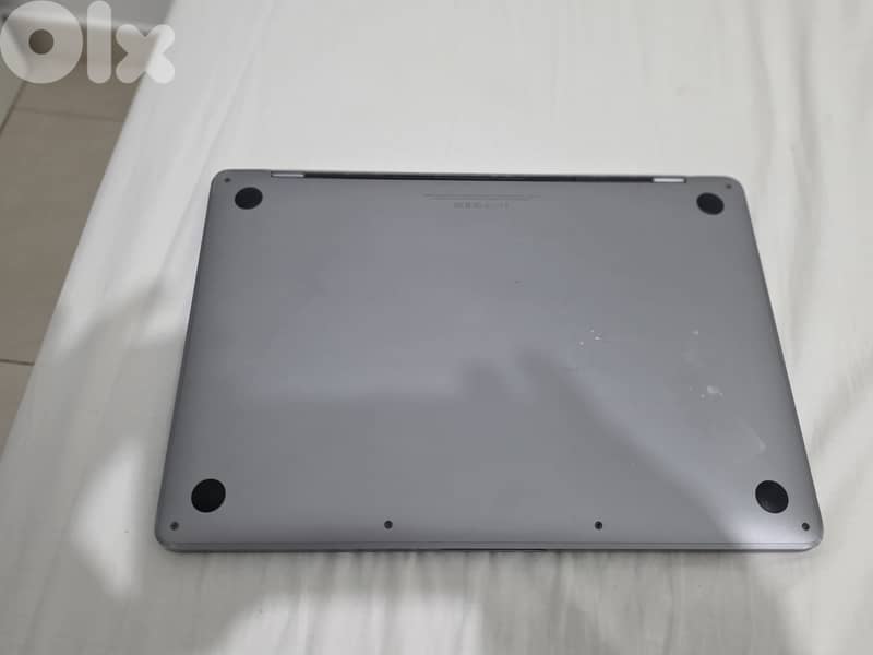 13 inch MacBook pro 2017 1