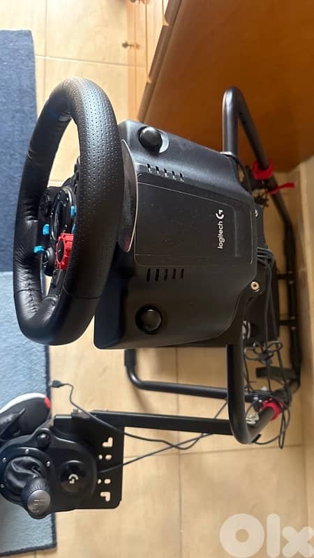 logitech 29  (like new) 2