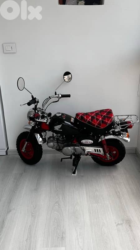 Honda monkey 40   1