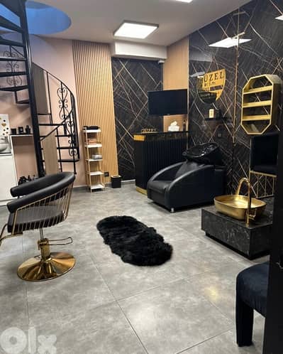 صالون كامل مع غراض للبيع