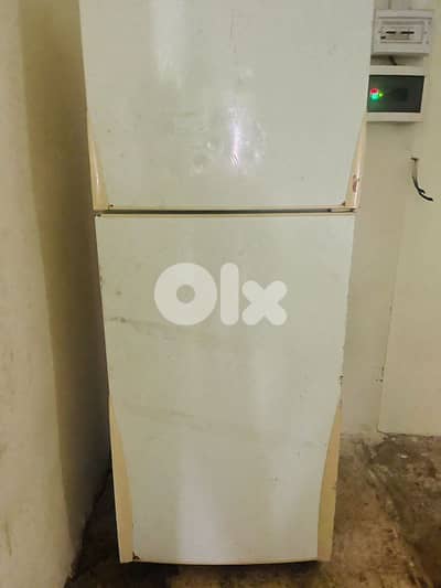 برات وثلاجه لبيع