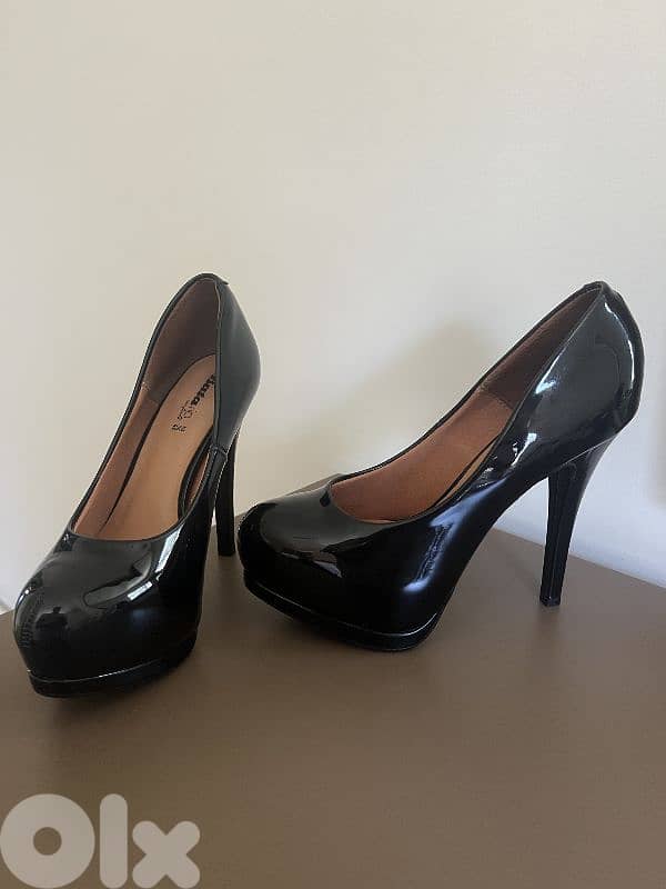 Woman Shoes 1