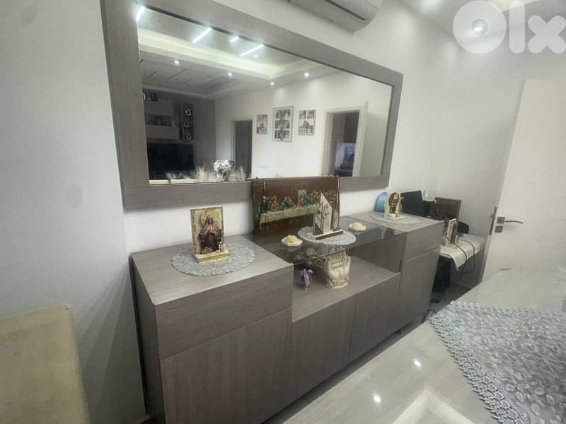 dinning room great condition 3