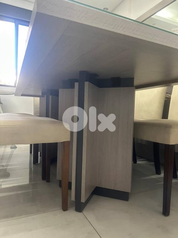 dinning room great condition 5