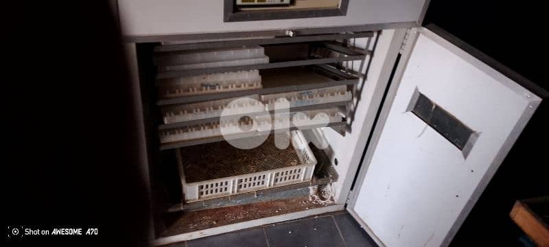 full automatic 880 eggs incubator 4