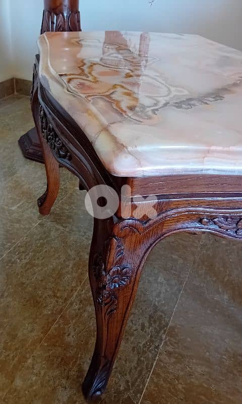table set with marble Top made from Onix 6