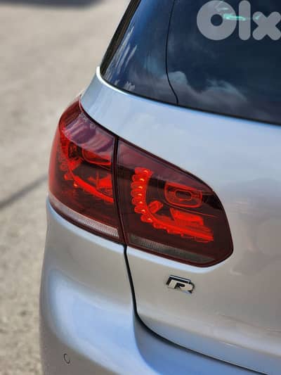 Volkswagen Golf R 2011