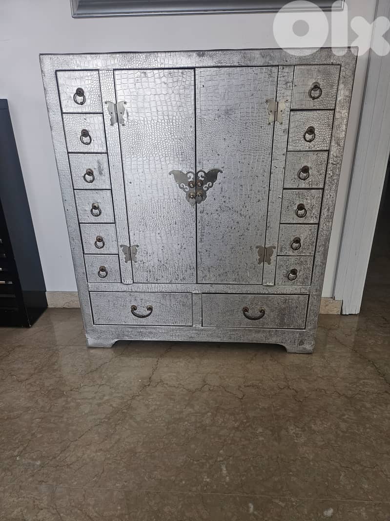 Modern dining table + buffet +8 chairs 5