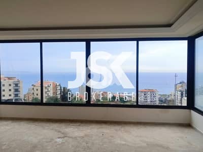 L21155 - 3-Bedroom Apartment with Sea View For Sale in Adma