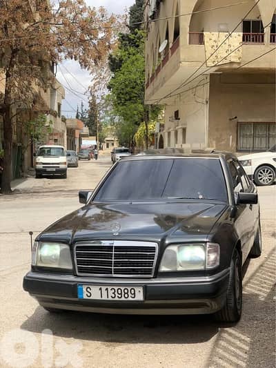 Mercedes-Benz E-Class 1994