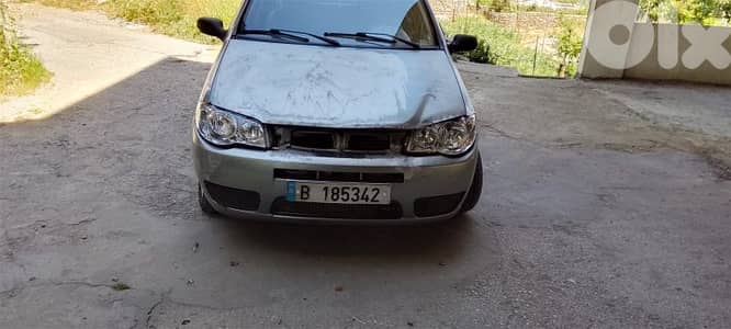 فيات باليو 2006