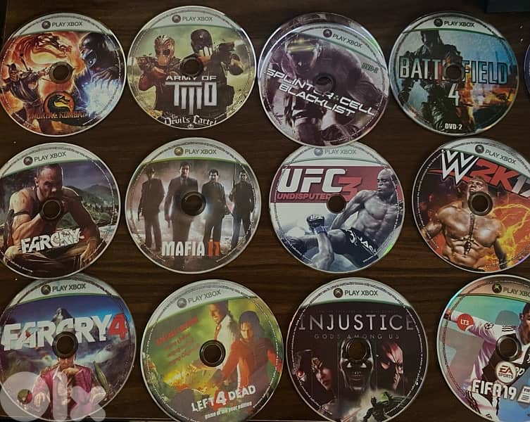XBOX360 + 18 Video Games Discs 3