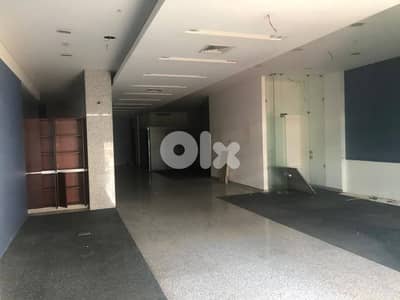 Shop in Horch Tabet for rent / محل تجاري في حرش تابت للايجار
