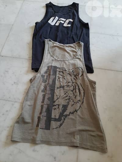 تياب مستعملة شروة اكثر من ٥٠ قطعة تقريبا