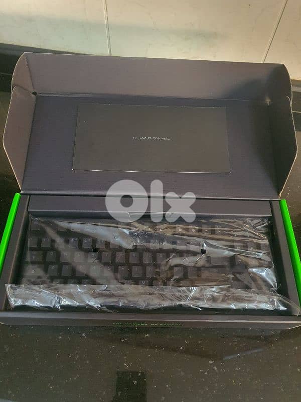 Gaming wireless mouse & wired keyboard $260 3