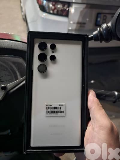 s22 ultra with box مع علبة