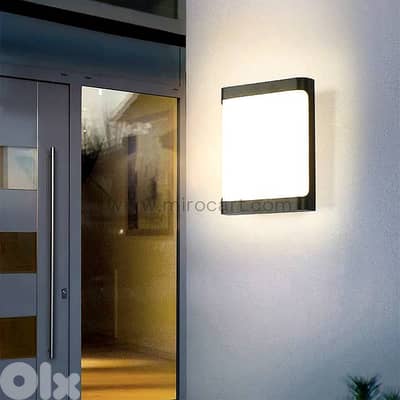 Rectangular LED Outdoor Wall Light — 20cm Black